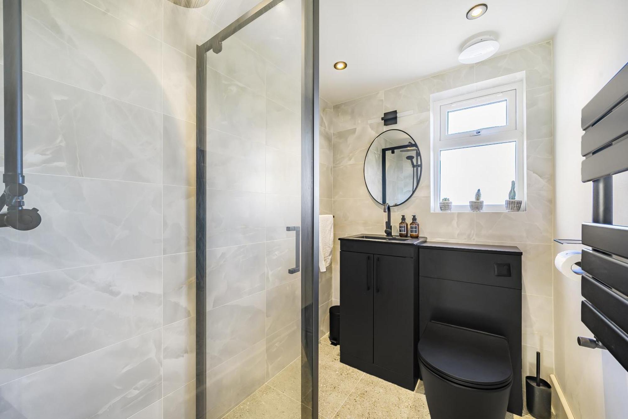 London Calling 3 Bed 3 Baths 5 Mins From Train Into Appartamento Winchmore Hill